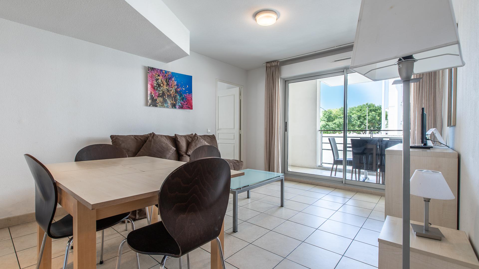 Vacanceole - Residence Le Crystal Cagnes-sur-Mer Ngoại thất bức ảnh