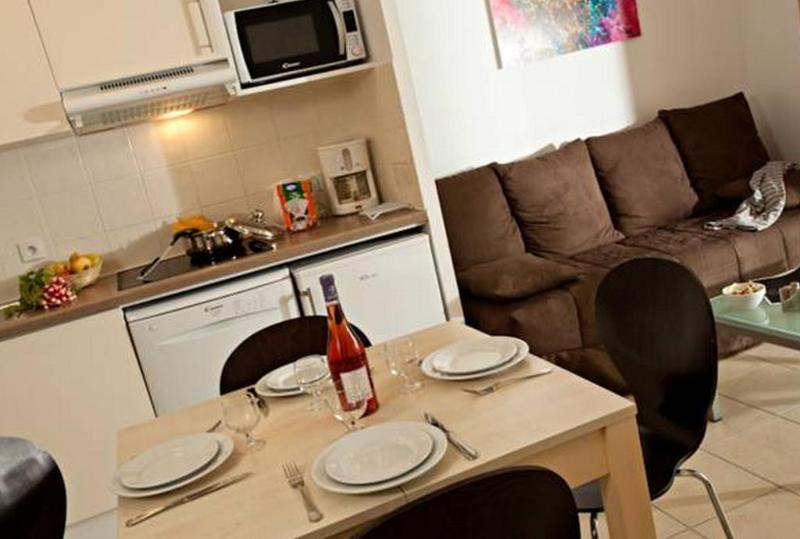 Vacanceole - Residence Le Crystal Cagnes-sur-Mer Ngoại thất bức ảnh