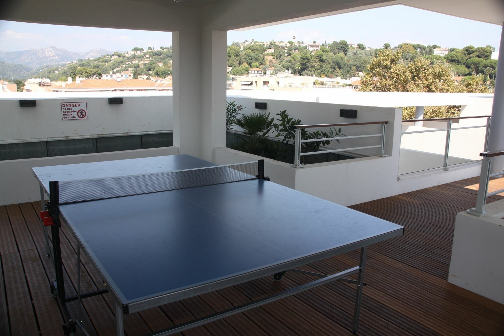 Vacanceole - Residence Le Crystal Cagnes-sur-Mer Ngoại thất bức ảnh