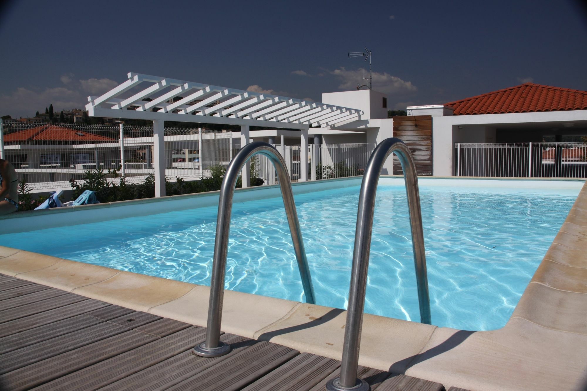Vacanceole - Residence Le Crystal Cagnes-sur-Mer Ngoại thất bức ảnh